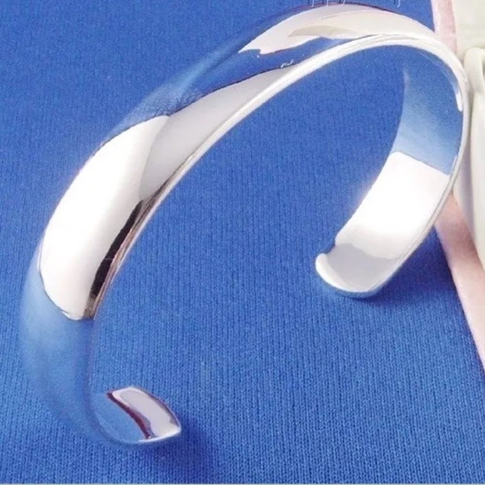 Silver Cuff Bangle Fashion Bracelet